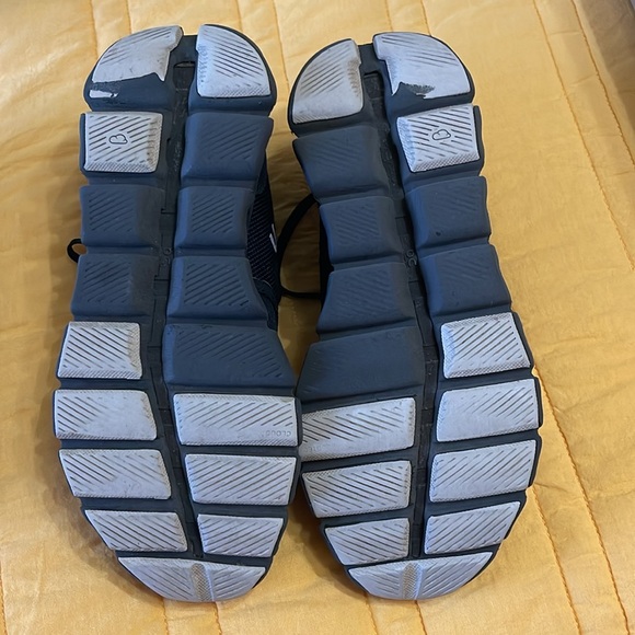 On Cloud X 3 Sneaker Black womens 8 - Picture 10 of 10